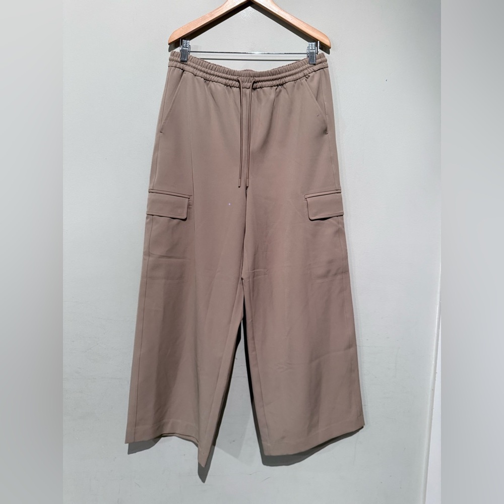 New Athleta promenade high rise wide leg cargo pants Women Mp Brown Casual Trave - Picture 3 of 11